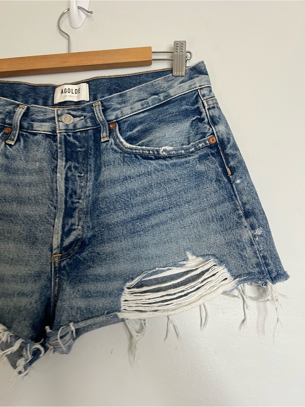 AGOLDE Women's Parker Vintage Cut-Off Short medium wash medium 100% cotton 28 - Picture 4 of 7